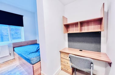 Broad Street, City Centre, Nottingham - Image 2